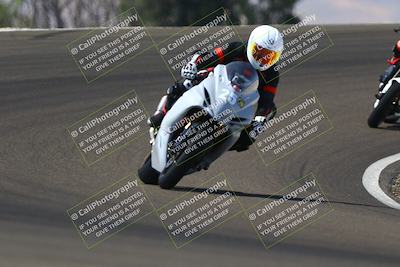 media/Sep-21-2025-TrackDaz (Sun) [[277c75b276]]/C Group/1240pm (Turn 2)/